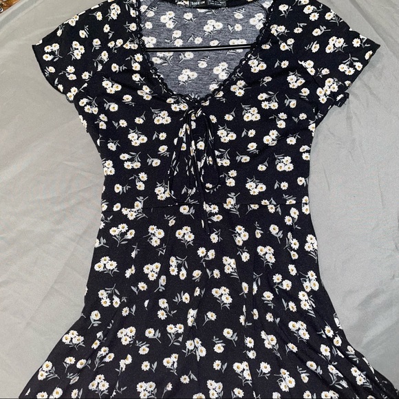 Tie Front Dress XS - Picture 2 of 5